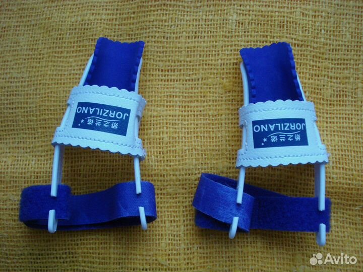 Корректор большого пальца правой стопы