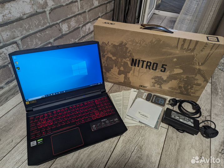 Игровой Acer Nitro 5 i5-10300H/GTX 1650Ti/256/8