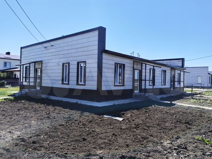 Таунхаус 50 м² на участке 3 сот.