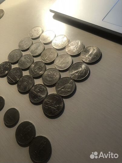 Юбилейные монеты СССР много