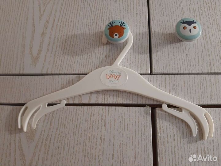 Вешалка для одежды детская