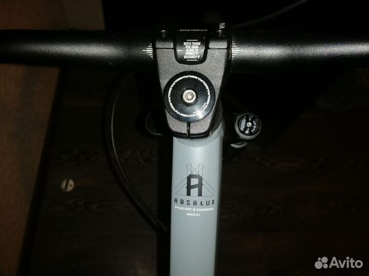 Велосипед mtb street dirt Commencal Absolut