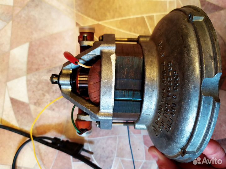 Электродвигатель