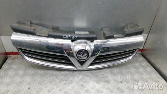 Решетка радиатора opel zafira B (GEA30QF01)