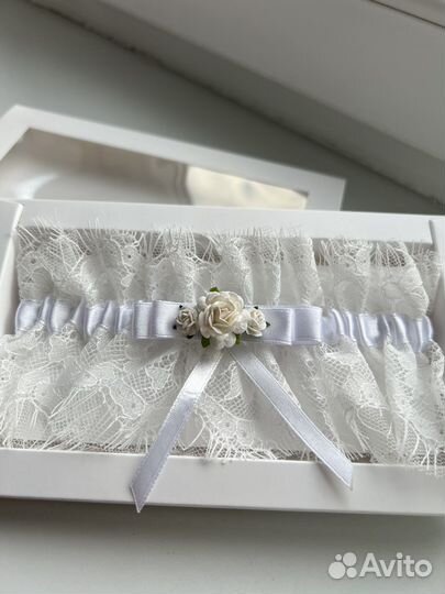 Свадебная подвязка