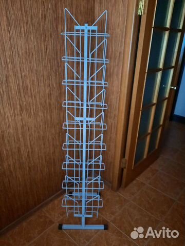 Напольная стойка на 9 лотков