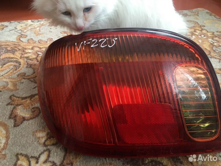 Фара задняя toyota yaris