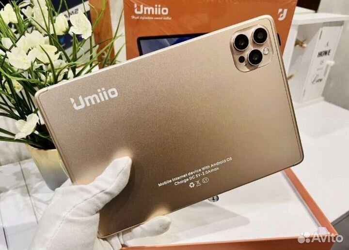 Планшет с клавиатурой Umiio 10.1