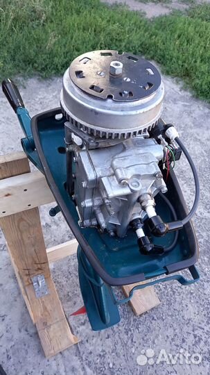 Лодочный мотор 