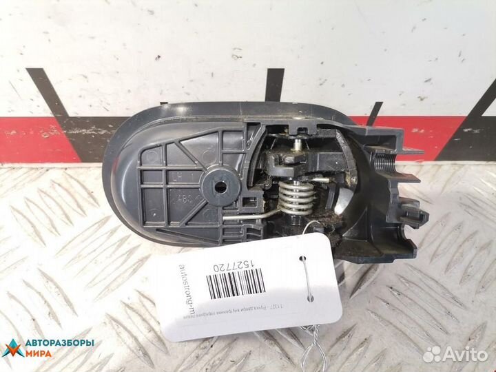 Ручка внутренняя передняя левая Mitsubishi Colt