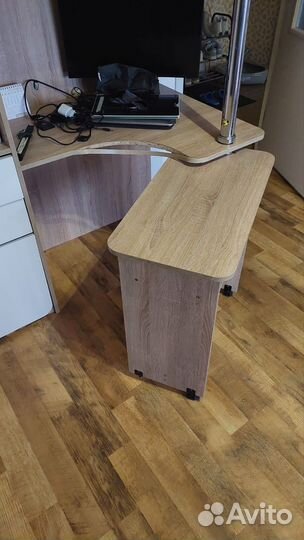 Двухъярусная кровать