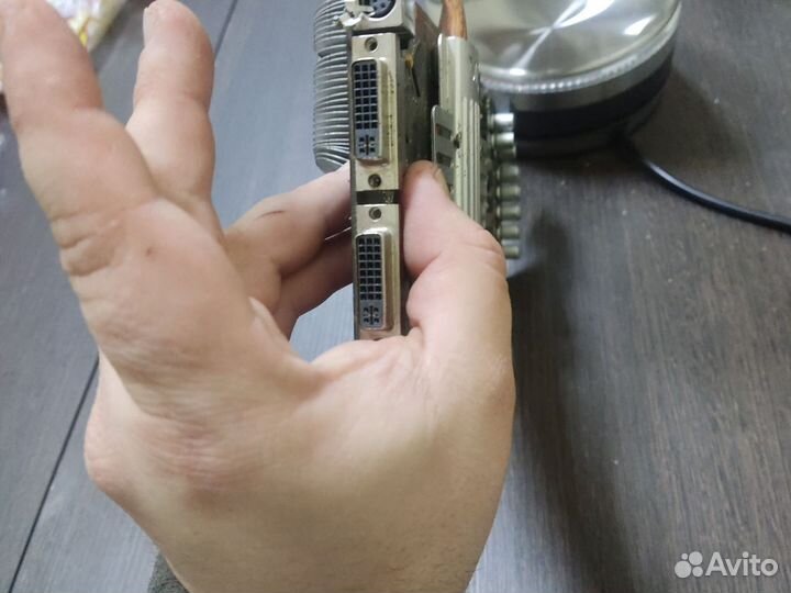 Видеокарта 9800gtx