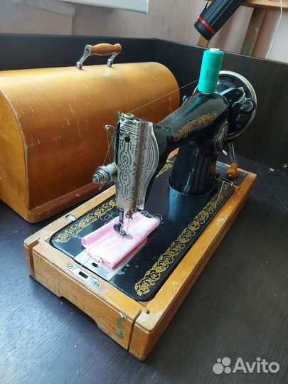 Швейная машинка