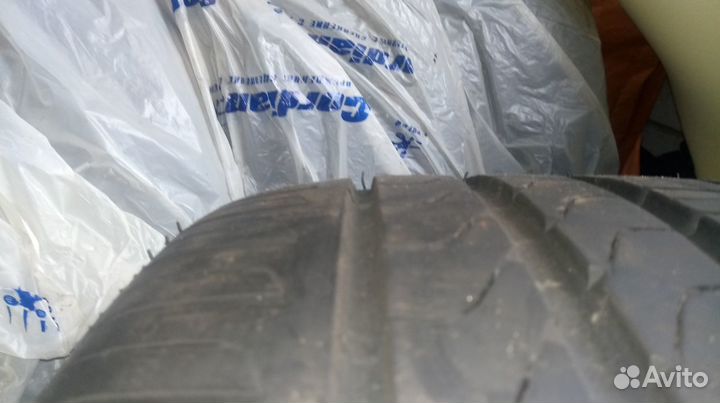 Pirelli Cinturato P7 255/40 R18