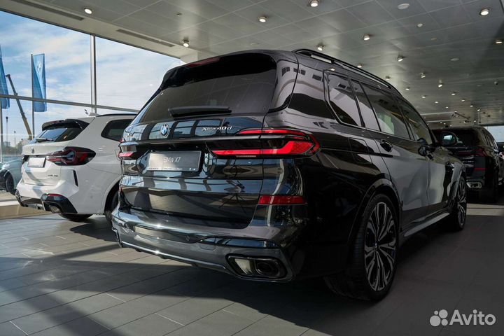 BMW X7 3.0 AT, 2024