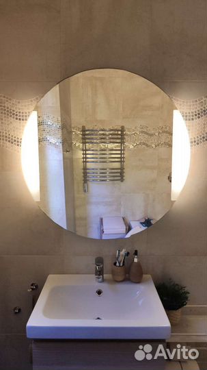 Зеркало с подсветкой для ванной