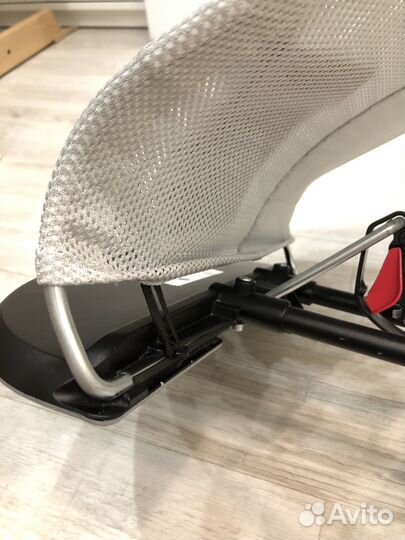 Шезлонг babybjorn оригинал