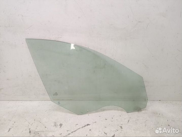 Стекло переднее правое Bmw 7Er F01 2008-2015