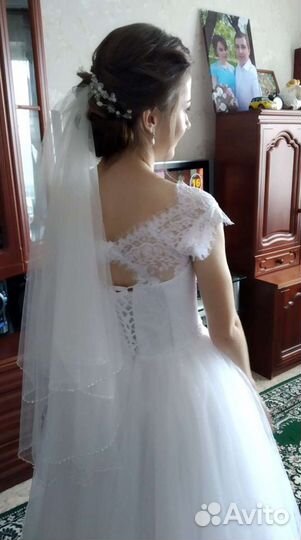 Свадебное платье