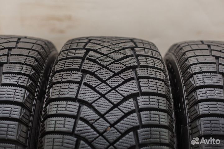 Pirelli Ice Zero FR 205/55 R16 91