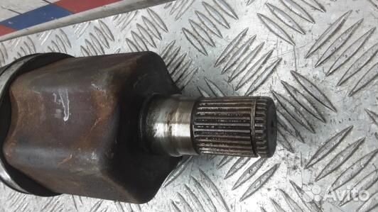 Привод передний левый volvo V70 3 (YBE18KS01)