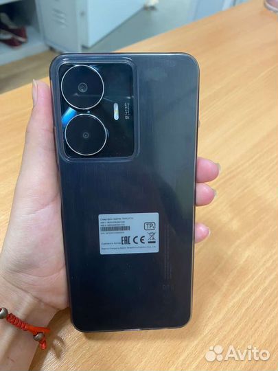 Realmi C55