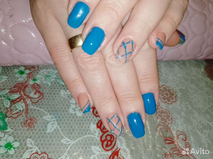 Мастер по маникюру