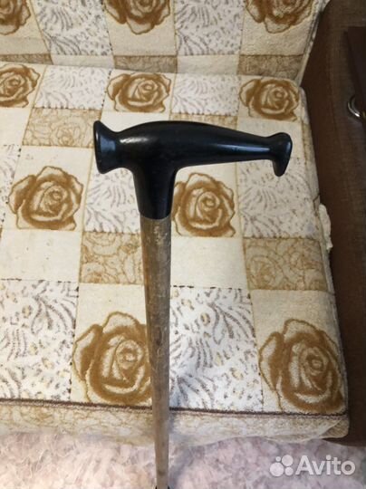 Трость для ходьбы деревянная