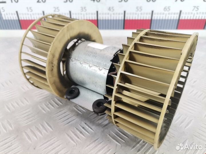 Моторчик печки для BMW 5-Series (E39) 64118372493