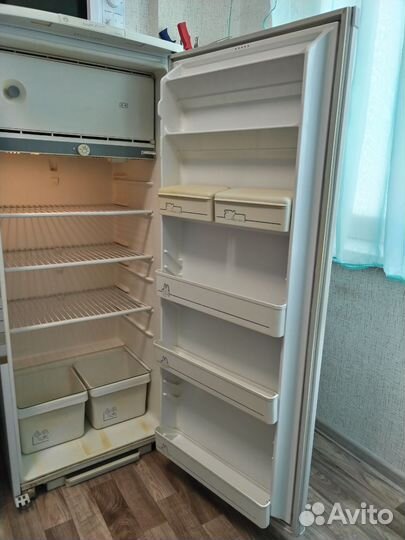 Холодильник Бирюса 6С-1