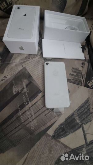 Телефон iPhone 8 256GB