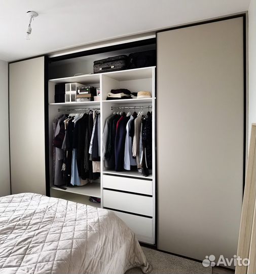 Распашной шкаф на заказ. Фабрика