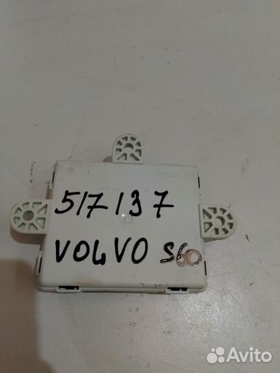 Блок комфорта передней правой двери (Volvo S60)