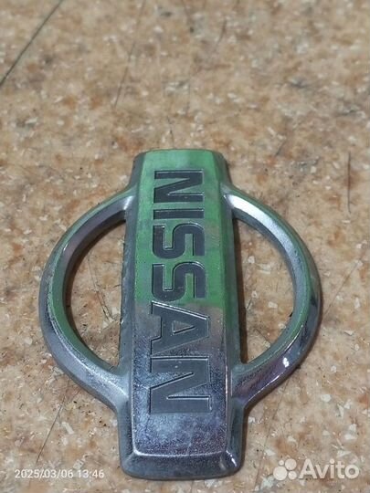 Эмблема Nissan Cefiro A32 1994 VQ20