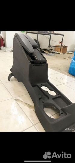 Подлокотник LADA niva