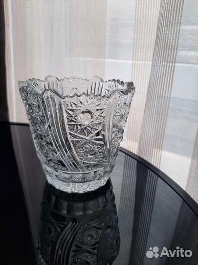 Хрустальная ваза