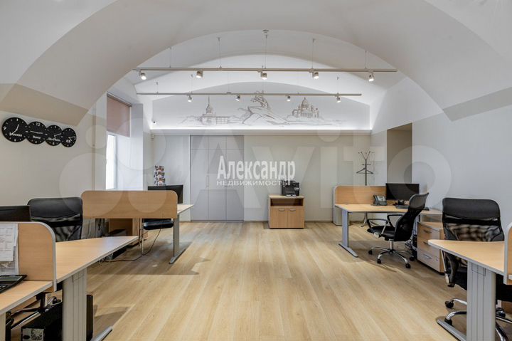 Продам офисное помещение, 139 м²