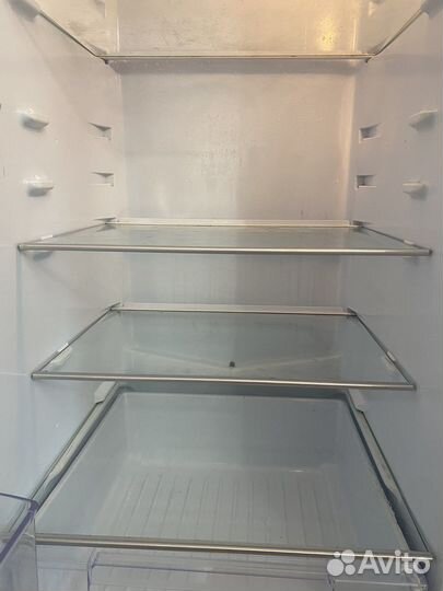 Холодильник бу встроенный