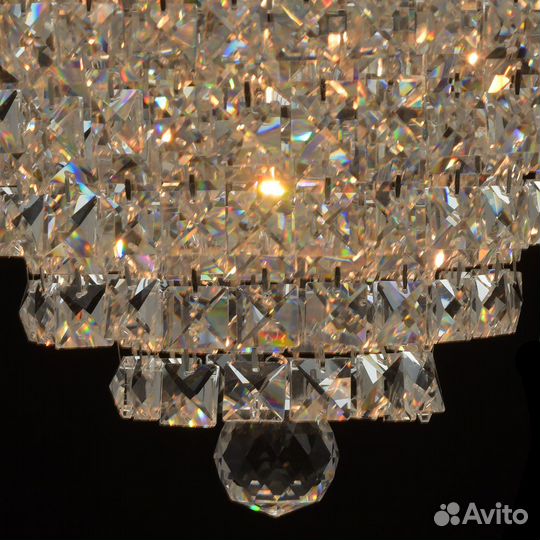 Шикарная каскадная люстра бренда MW-light