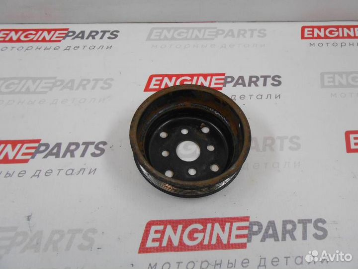 Шкив водяного насоса (помпы) Toyota Crown GRS182