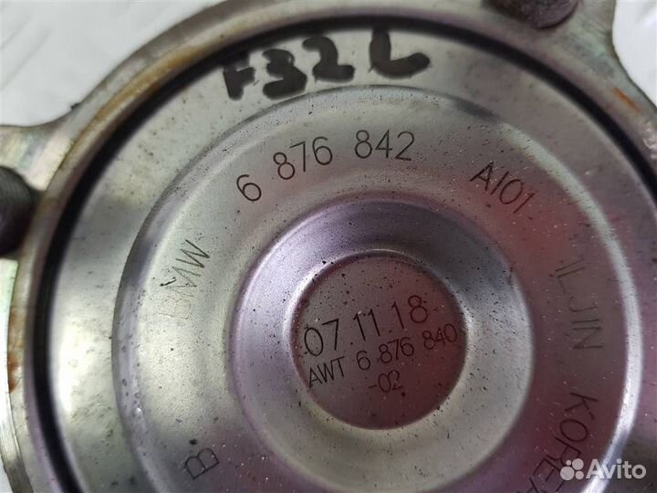 6876842 Ступица передняя BMW 4 F32/F33/GT F36