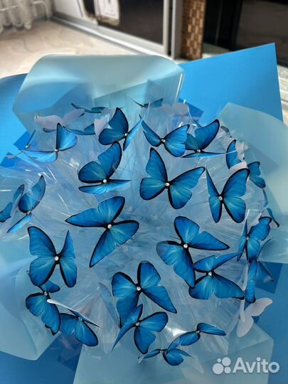 Светящиеся букеты из бабочек