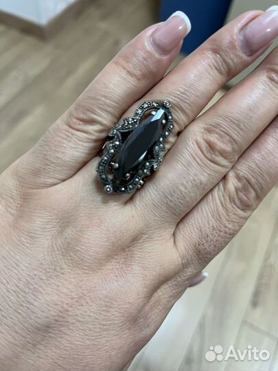 Серебряное кольцо