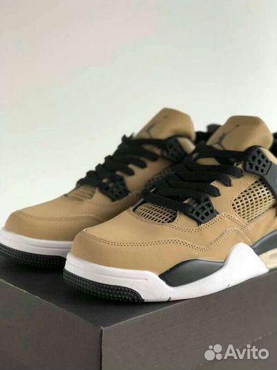 Кроссовки Nike Air Jordan 4