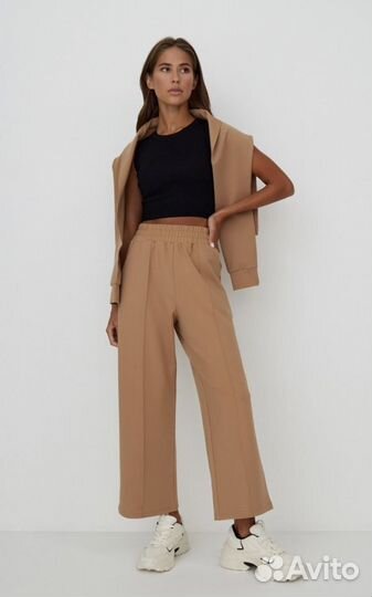 Костюм спортивный