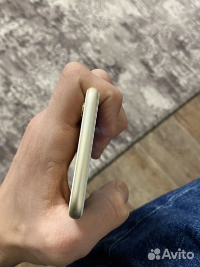 iPhone 6S, 16 ГБ
