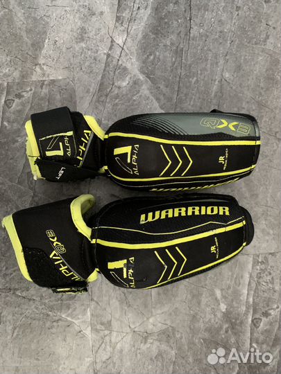 Нагрудник хоккейный