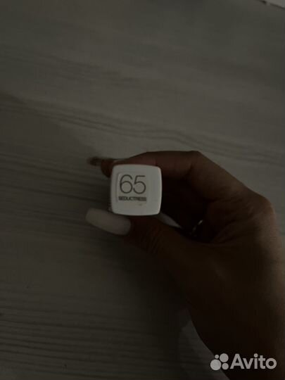 Maybelline помада 65
