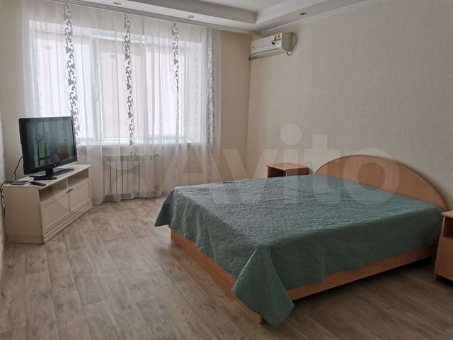 2-к. квартира, 65 м², 2/5 эт.