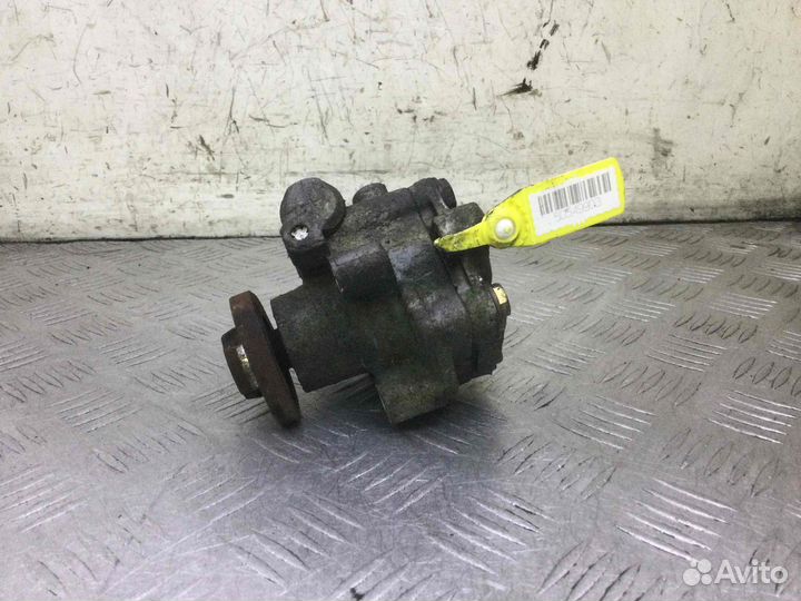 Насос гидроусилителя руля Volkswagen Golf 1J042215